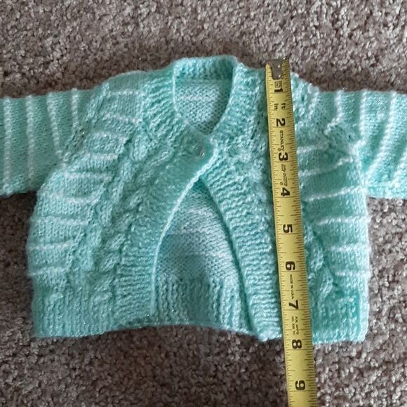 Baby sweater hand knitted from Ireland - Picture 4 of 5